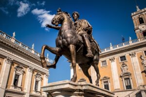 Statue des Stoikers Marcus Aurelius vor dem Kapitol in Rom